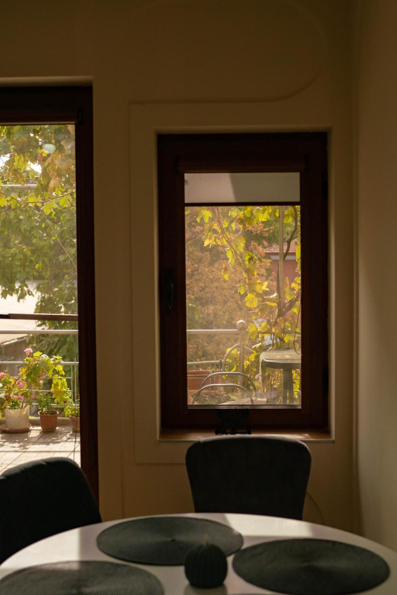 2-Bedroom Flat - Sunny Balcony Filibe Dış mekan fotoğraf