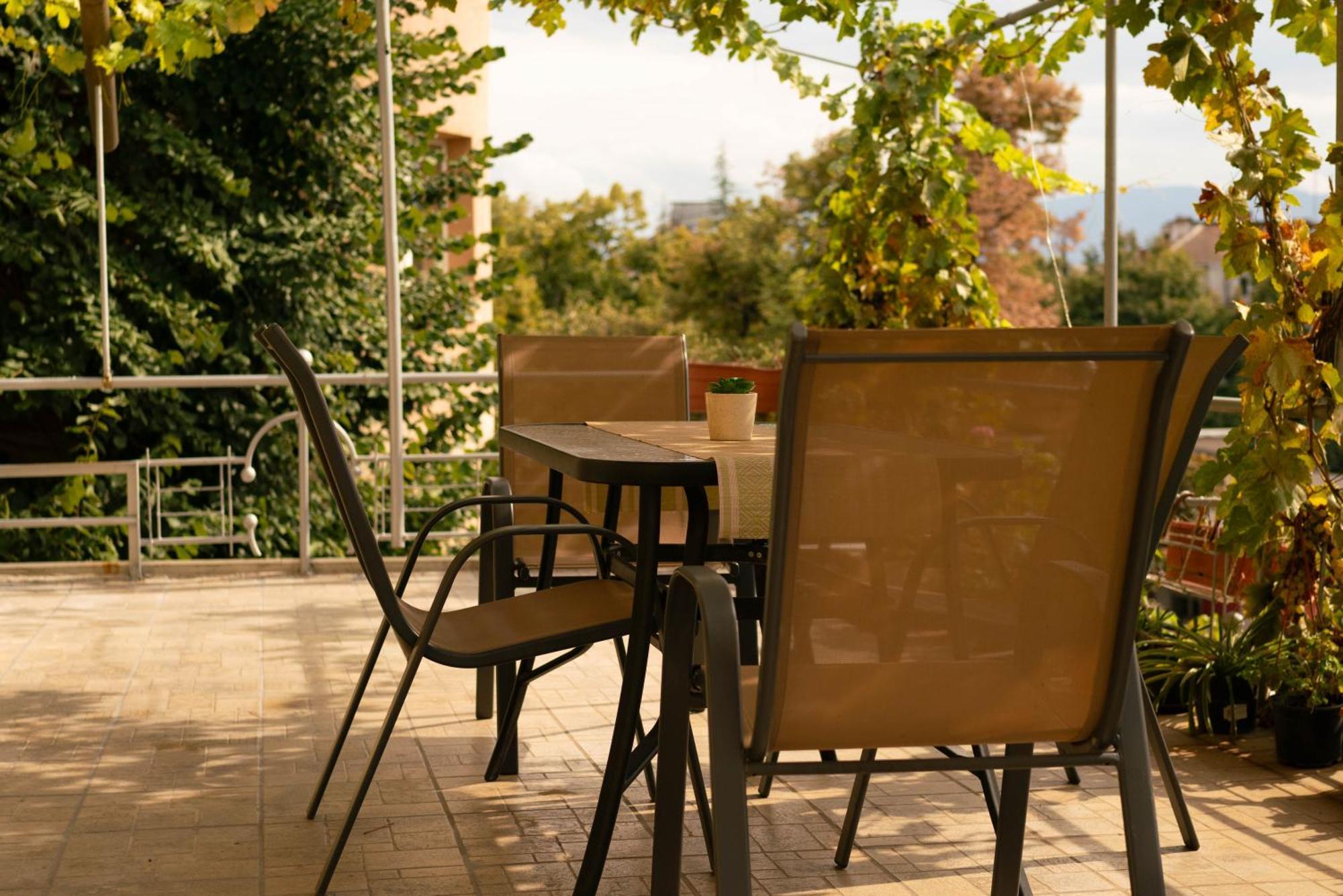 2-Bedroom Flat - Sunny Balcony Filibe Dış mekan fotoğraf